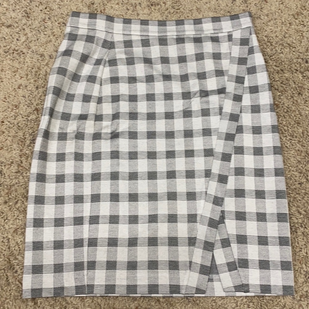 Cabi Skirt size 8